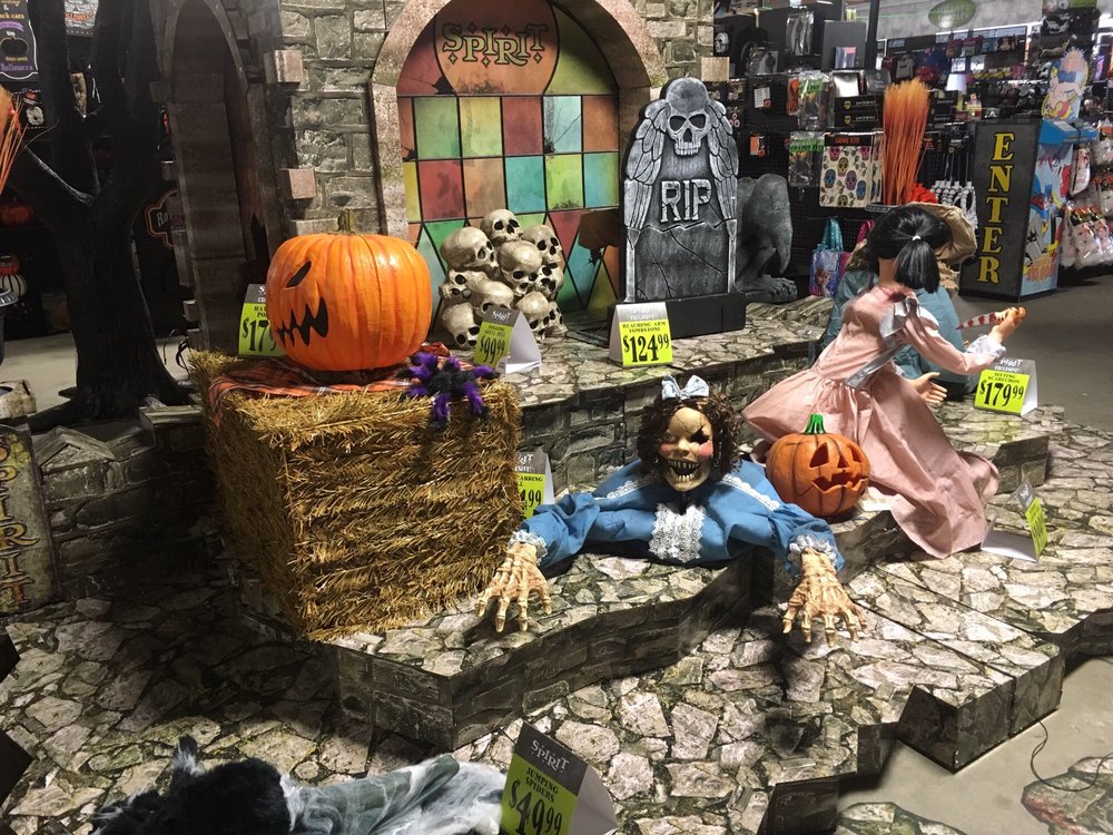 SPIRIT HALLOWEEN Updated July 2024 145 1st Avenue N, Saskatoon