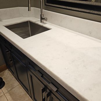 International Stoneworks - Remnant of quartzite crystola. - General Contractors Near Me - Palmer Lake, Colorado
