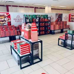Hickory Farms Holiday Market