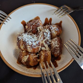 27 Aluna - Donut holes - Asian Fusion Near Me - Rockford, Illinois 27 Aluna - Donut holes - Asian Fusion Near Me - Rockford, Illinois