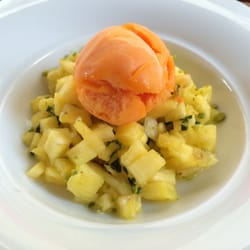 Les 5 Sens - Carpacio d ananas avec menthe et pistache