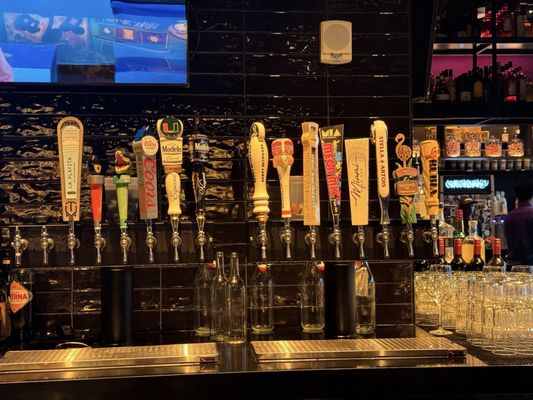 Black Tap Craft Burgers & Beer - Miami by null