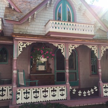 Gingerbread Houses - Looks like a doll house - Campgrounds Near Me Gingerbread Houses - Looks like a doll house - Campgrounds Near Me
