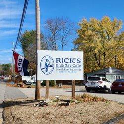 Rick's Restaurant - Sign/front from US1, Nov.2022
