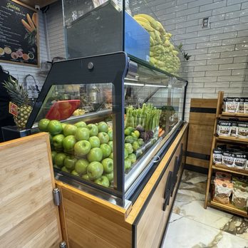 Splash Juicery - Juice Bars & Smoothies Near Me - New York, New York Splash Juicery - Juice Bars & Smoothies Near Me - New York, New York