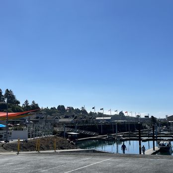 Pacific Ocean Harvesters - Big parking lot. - Seafood Markets Near Me - Brookings, Oregon Pacific Ocean Harvesters - Big parking lot. - Seafood Markets Near Me - Brookings, Oregon