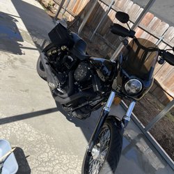 King's County V-twin - 2015 dyna street bob