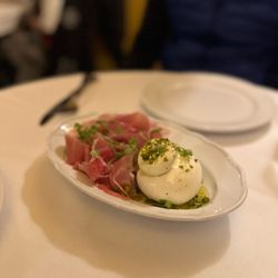 Il Postino - Burrata & Prosciutto