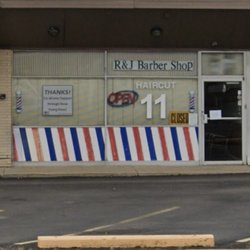 R & J Barber Shop - Unfortunately, my father (a celebrated Detroiter) was made to feel uncomfortable today as a returning customer who is African American.