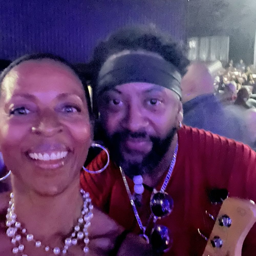 Rashawn Odell phenomenal Bass guitar player out of ATL.Loved his dance moves Rashawn Odell phenomenal Bass guitar player out of ATL.Loved his dance moves