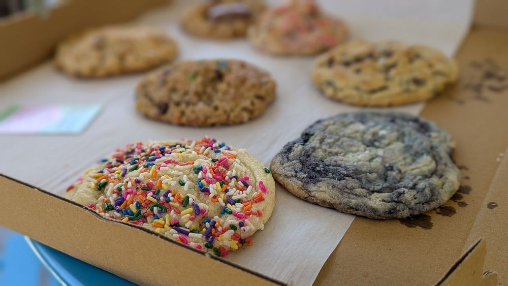 The Dirty Islander Logo