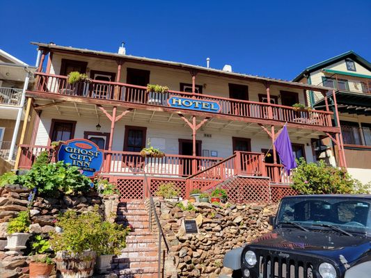 Ghost City Inn by null