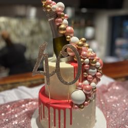Emerald Whisk - Champagne Cake