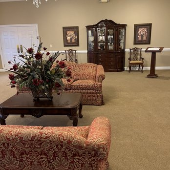 Blakely Funeral Home & Crematory - Immaculate interior - Funeral Services & Cemeteries Near Me - Gaffney, South Carolina Blakely Funeral Home & Crematory - Immaculate interior - Funeral Services & Cemeteries Near Me - Gaffney, South Carolina