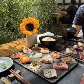 Ume Williamsburg - sushi set - Sushi Bars Near Me - Brooklyn, New York