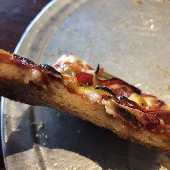 Colony Grill - Inside gf crust - Pizza Near Me - Norwalk, Connecticut
