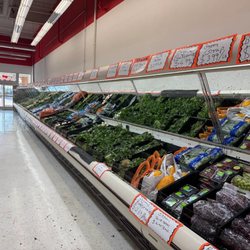 Indian Express Fresh Market - I love this place! From snacks to spices, everything's well stocked. The staff is always welcoming and the store looks beautiful after the u