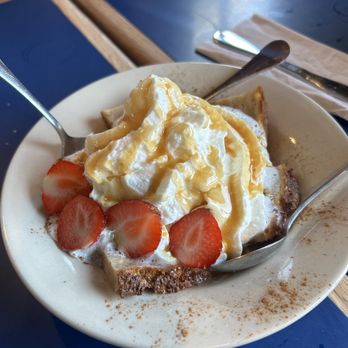 Boston Sail Loft - White Chocolate Bread Pudding - Bars Near Me - Boston, Massachusetts