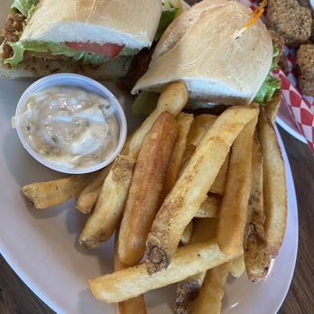 Brandin' Iron - Fried Fish sandwich - American Near Me - Lovell, Wyoming Brandin' Iron - Fried Fish sandwich - American Near Me - Lovell, Wyoming