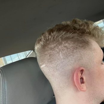 Great Clips - Right profile - Hair Salons Near Me - Russellville, Arkansas Great Clips - Right profile - Hair Salons Near Me - Russellville, Arkansas
