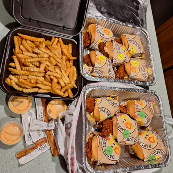 Dave's Hot Chicken - Chicken Shop Near Me - Orland Park, Illinois Dave's Hot Chicken - Chicken Shop Near Me - Orland Park, Illinois