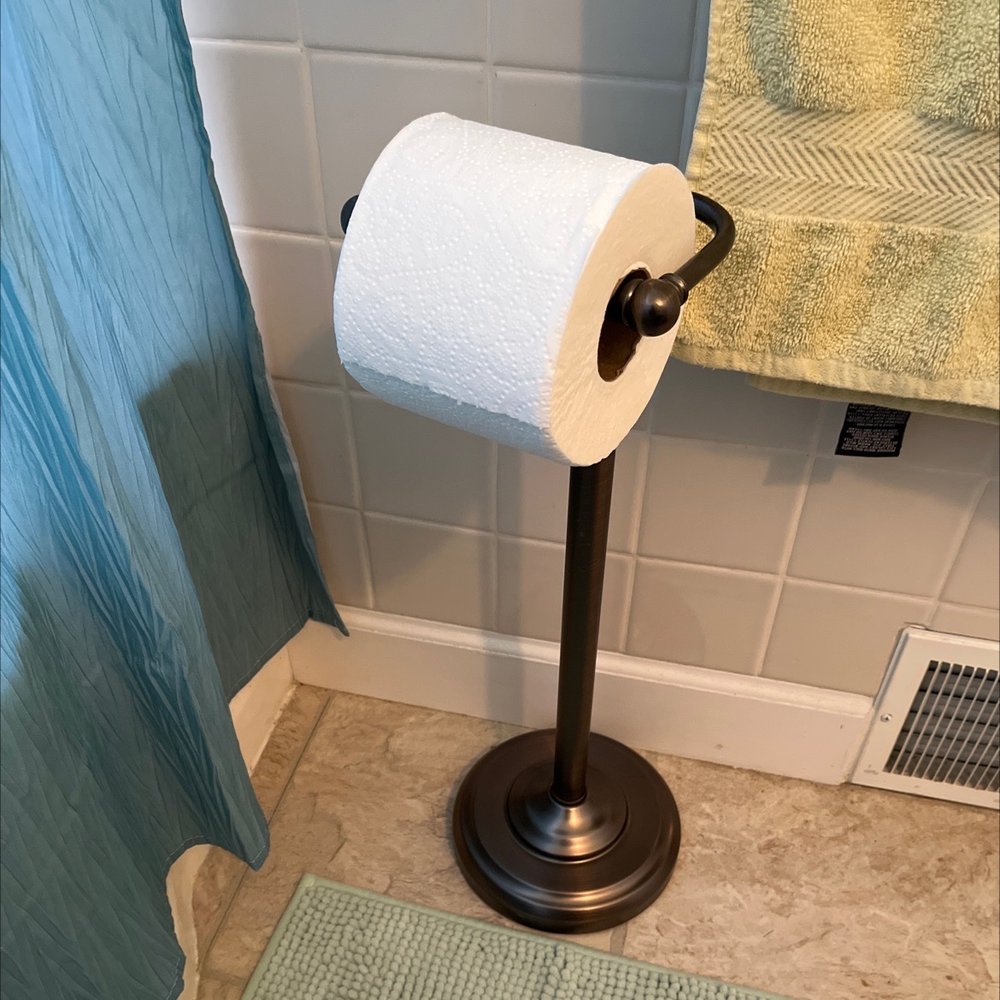 THE THRIFT CHICKS 2729a Fulton Dr NW, Canton, Ohio Thrift Stores