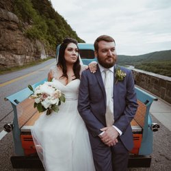 Nola Kahn Beauty - Bridal makeup done in New York