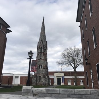 Amherst College - Colleges & Universities Near Me - Amherst, Massachusetts