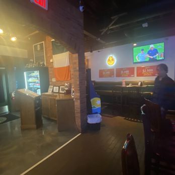 Pat Murnane's Irish Pub - Burgers Near Me - Wake Forest, North Carolina