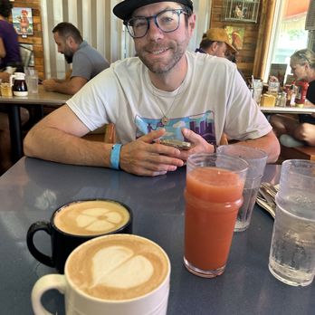 Kountry Kitchen - Hot Latte - American Near Me - Kapaa, Hawaii Kountry Kitchen - Hot Latte - American Near Me - Kapaa, Hawaii