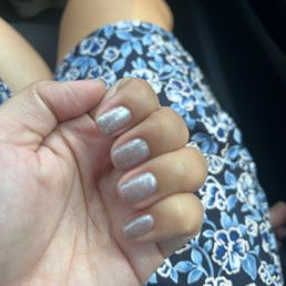 Silver gel manicure Silver gel manicure