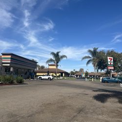 7-Eleven