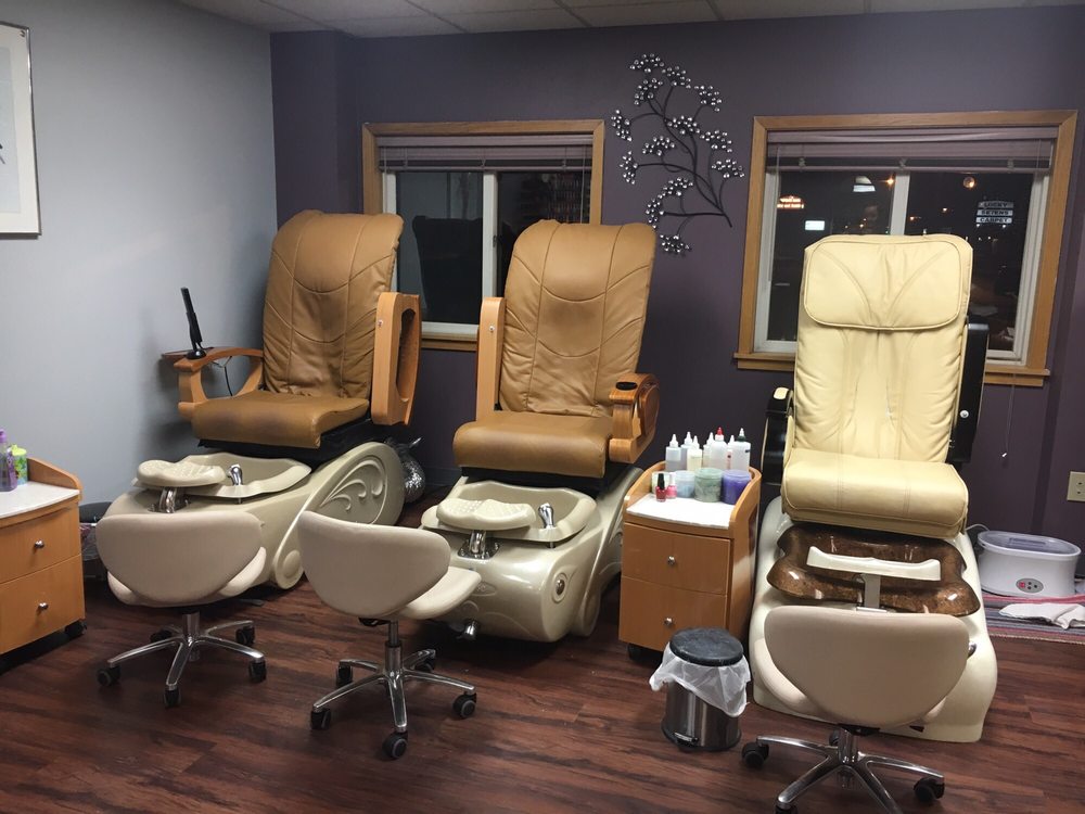 NAIL TIQUE Updated August 2024 11 Photos & 16 Reviews 1817