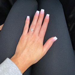 Belle Nails - Dip Ombré nails by Hanna