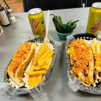 El Sabroso Hot Dogs 4 - Sonora y Sinaloa hot dog von el combo. - Tacos Near Me - Phoenix, Arizona El Sabroso Hot Dogs 4 - Sonora y Sinaloa hot dog von el combo. - Tacos Near Me - Phoenix, Arizona