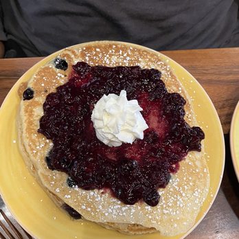 Honeycomb Cafe - Blueberry Pancakes..... YUM! - New American Near Me - Belmont, North Carolina