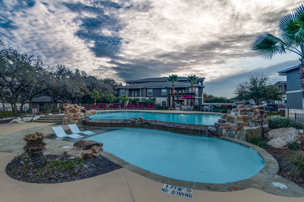 THE REDLAND Request Information 26 Photos 18979 Redland Rd, San