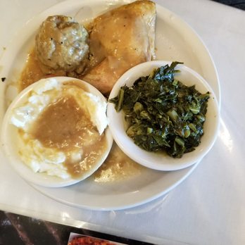 Dan's Soul Food and Cafe - Baked chicken, mashed potatoes and gravy, greens and dressing - Bakeries Near Me - Chicago, Illinois