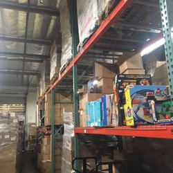 Indo Trading USA - Inside the warehouse