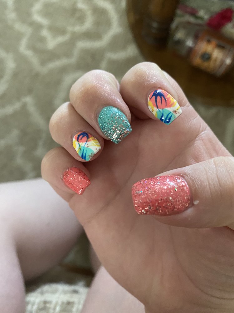 Sunny Nails and Spa