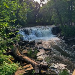Minneopa State Park - Waterfalls at Minneopa (Vistor Center side)
