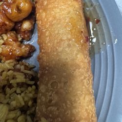 Kowloon Chinese Restaurant - Egg roll
