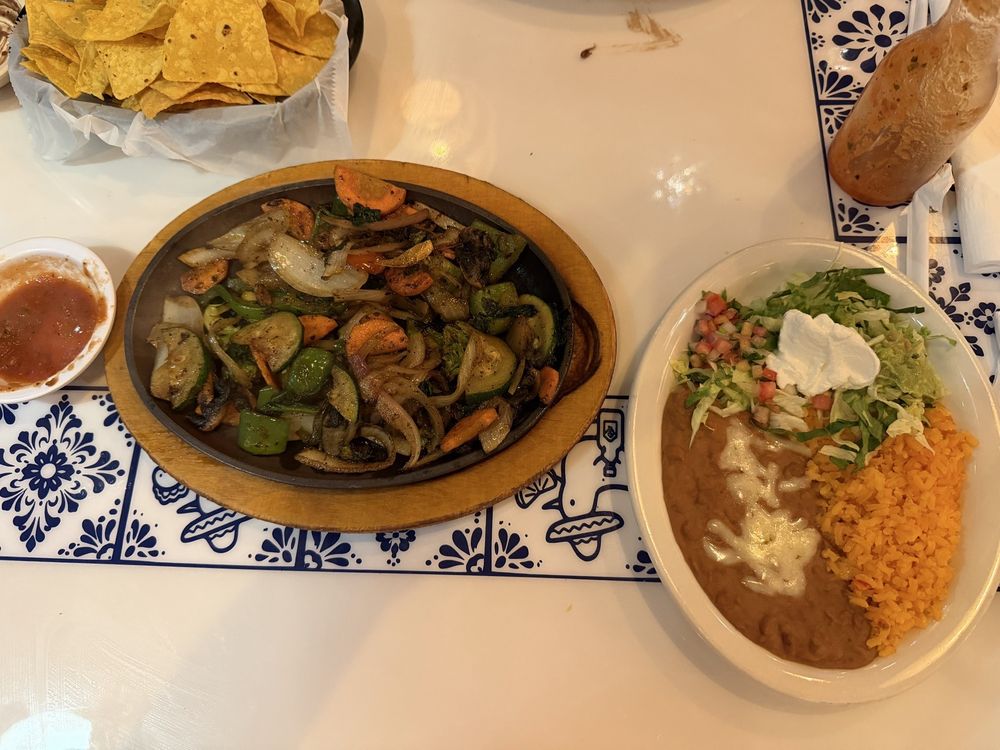 Food from Senor Bird's Tacos & Tequila Bar