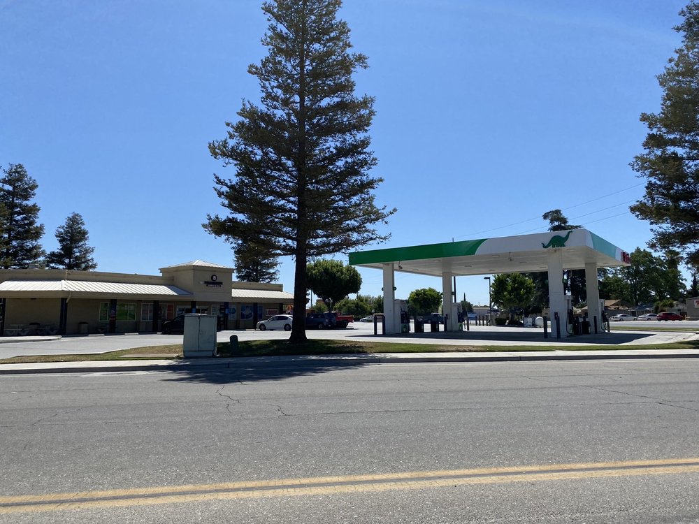 EXXON TIGER MART Updated September 2024 2098 Highway 46, Wasco