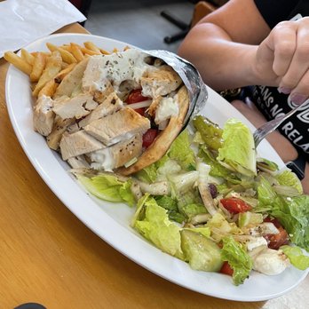 Dimitris Farmer's Market Restaurant - Chicken Pita - Breakfast & Brunch Near Me - Pompano Beach, Florida