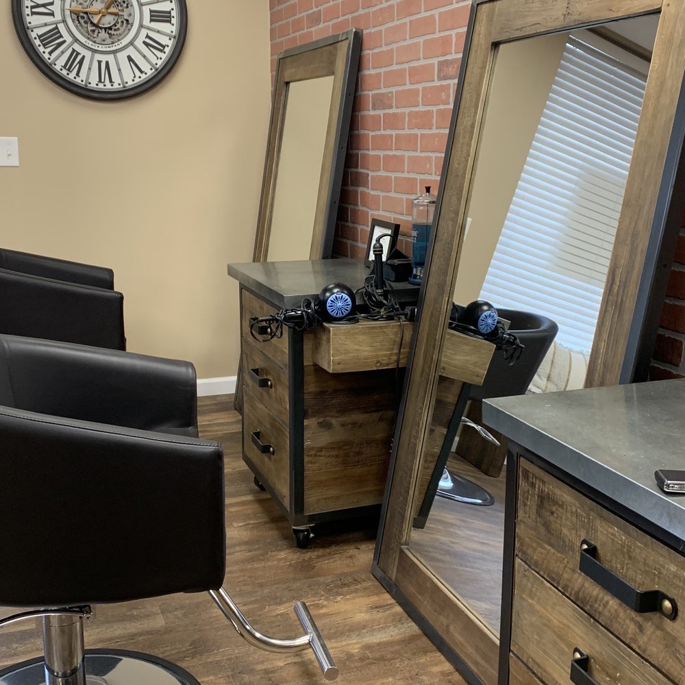 Inspiring Styles - Stylist station - Nail Technicians Near Me - Prospect, Connecticut Inspiring Styles - Stylist station - Nail Technicians Near Me - Prospect, Connecticut