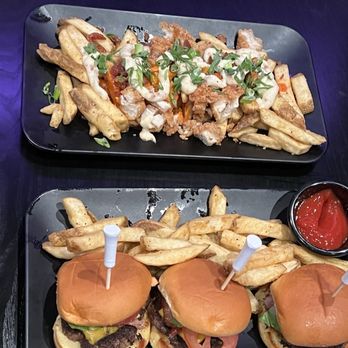 Albatross - Food - Mini Golf Near Me - Edison, New Jersey