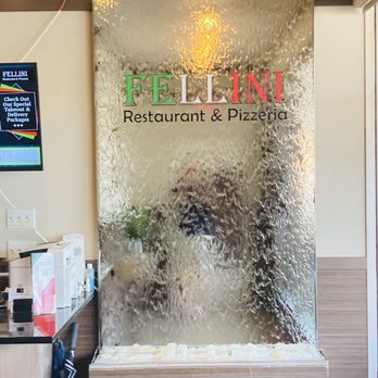 Fellini Restaurant & Pizzeria - Waterfall - Pizza Near Me - Mount Prospect, Illinois
