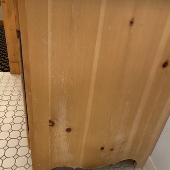 Mountain Grand Lodge and Spa - Bathroom vanity in disrepair. - Hotels Near Me - Boyne Falls, Michigan Mountain Grand Lodge and Spa - Bathroom vanity in disrepair. - Hotels Near Me - Boyne Falls, Michigan