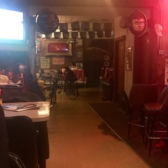 The Home Tavern - the interior of the restaurant - Dive Bars Near Me - Chicago, Illinois The Home Tavern - the interior of the restaurant - Dive Bars Near Me - Chicago, Illinois